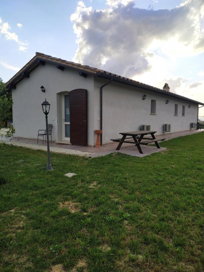 Agriturismo " Le Serre" Spello Eksteriør billede